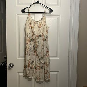 Maurices Women’s Size XXL Cream High-Low Tank